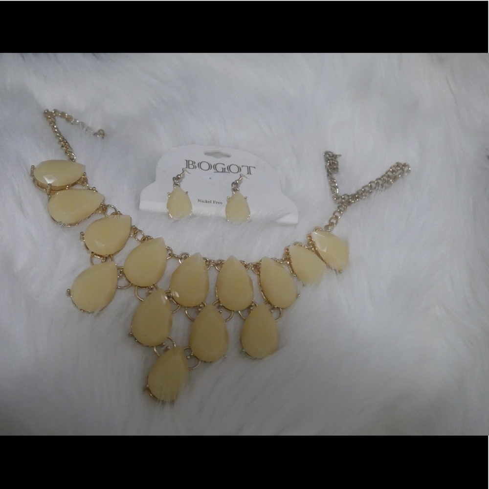 Necklace and earrings